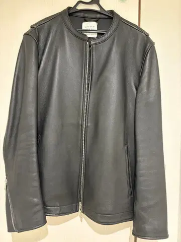 블랙 가죽 자켓 심플 스타일 유나이티드 도쿄