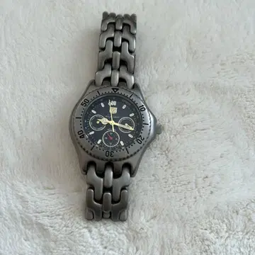 ELGIN 엘진 티타늄 솔라 드라이브 손목시계 200m