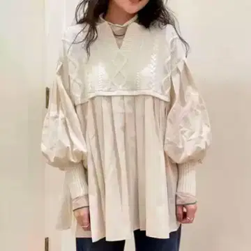 빔즈 니트 플리츠 아이보리 개더 가을 니트 겨울 니트