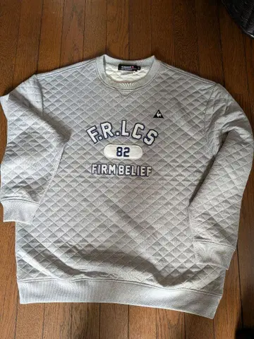 Loud Sport 퀼팅 트레이닝복 그레이