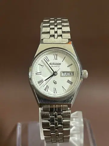 CITIZEN 쿼츠 손목시계 실버