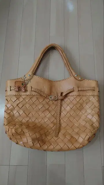 Robita 로비타 천연 가죽 뜨개질 가죽 토트백