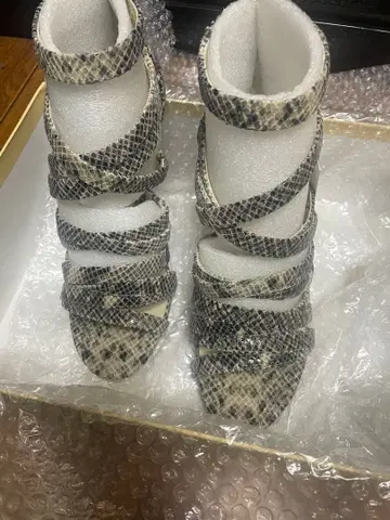 Michael Cors 샌들 힐 9~10cm 사이즈 8(25)