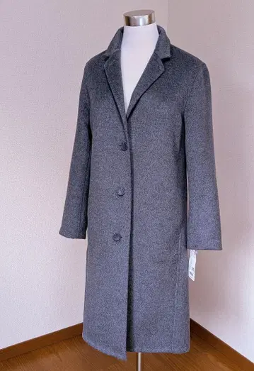 유니클로 롱 체스터 코트!! 그레이 계열 S 사이즈 미사용 새상품