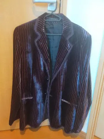 EMPORIOARMANI 엠포리오 아르마니 벨벳 테일러드 자켓