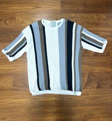 ANGENEHM 리브 스트라이프 스웨터