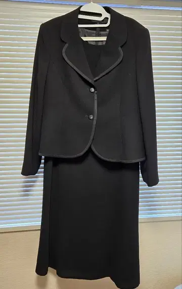 [ 새상품급 ] TOKYO IGIN 블랙 원피스 정장 예복 15AR