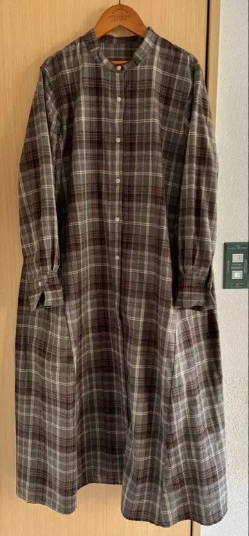 리브인컴포트 하마지와 콜라보 A라인 원피스 LT