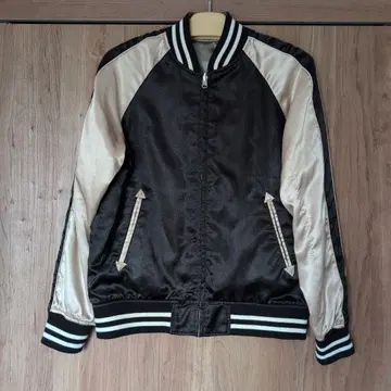 ROSE BUD 새틴 스카잔 블랙/베이지 카키 리버서블