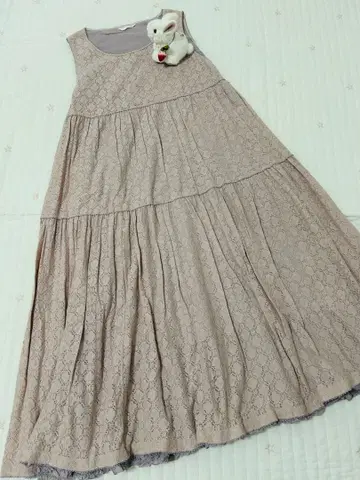 핑크하우스 전체 레이스 이중지 슬리브리스 원피스 피코프릴