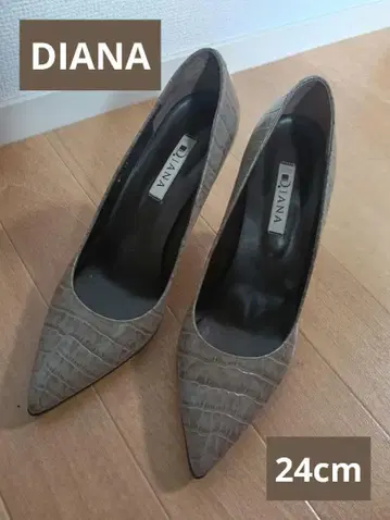 DIANA 그레이 하이힐 24cm