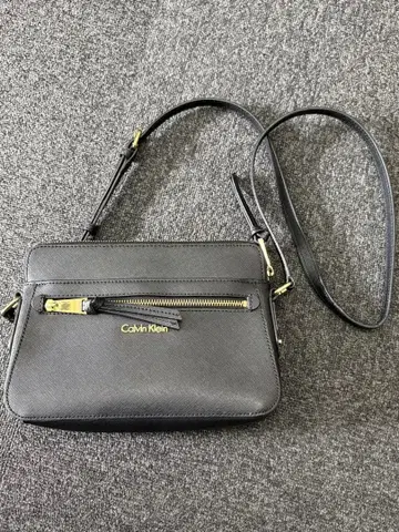 캘빈클라인 숄더백 Calvin Klein