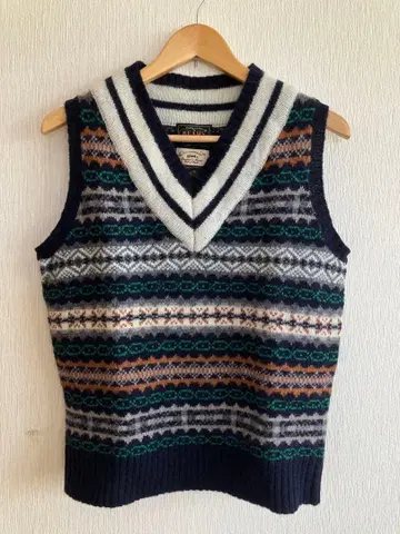 BEAMS+ 울 100% 자카드 베스트 M