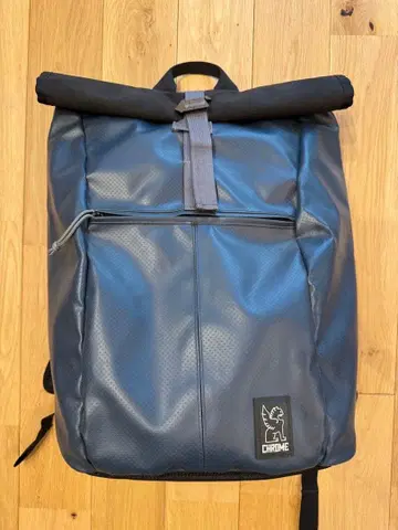 CHROME 다크 블루 롤탑 백팩