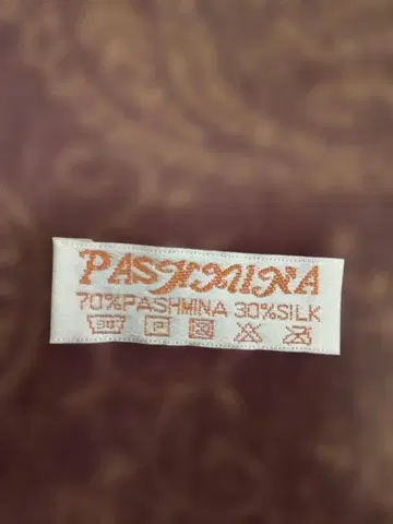 캐시미어 실크 혼방 페이즐리 무늬 스톨