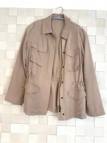 베이지 허리 개더 자켓