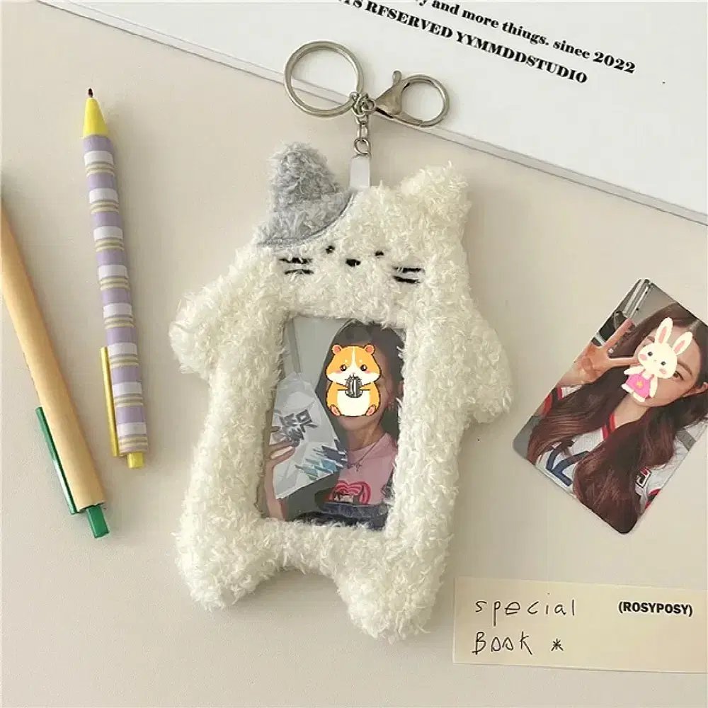 New item) Idol photocard poca holder keyring