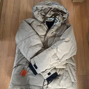 RVCA 후드 부착 다운 자켓 베이지