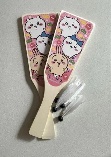 치이카와(먼작귀) 팽이치기 놀이 판 2개, 깃털 4개