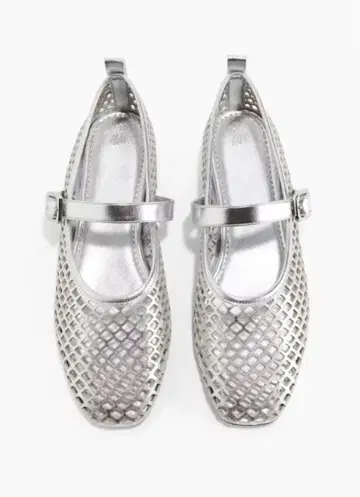 H&M 실버 펀칭 멜리 제인 발레 슈즈 (39)