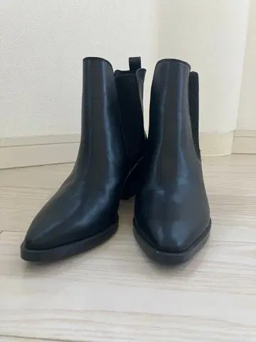 블랙 사이드 고어 부츠 중간 힐 26cm