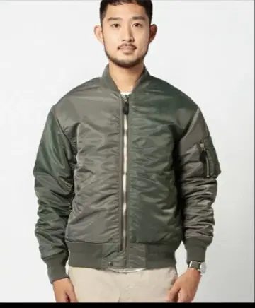 BEAMS 클레이지 MA-1 완판템