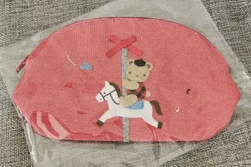 파미리아 손자수 파우치 회전목마