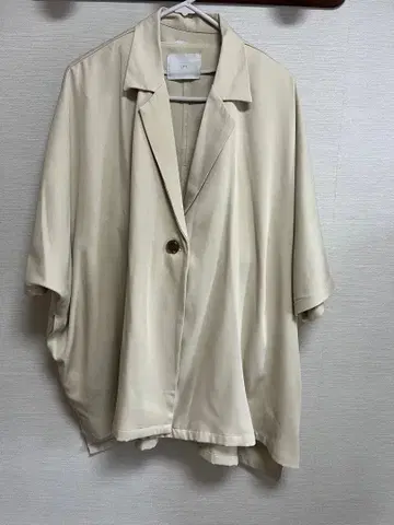 cft 베이지 테일러드 자켓 사이즈 F