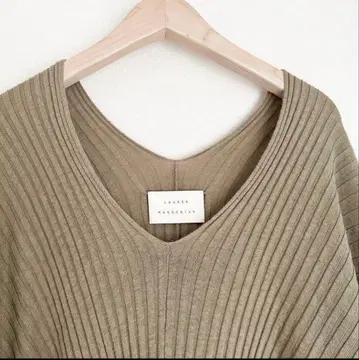 로렌 마누지안 리브 니트