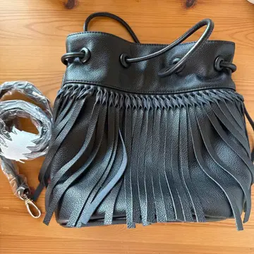 BEAURE 프린지 숄더백 블랙