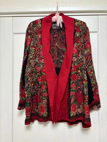 수입 로사 꽃무늬 가디건 46.5