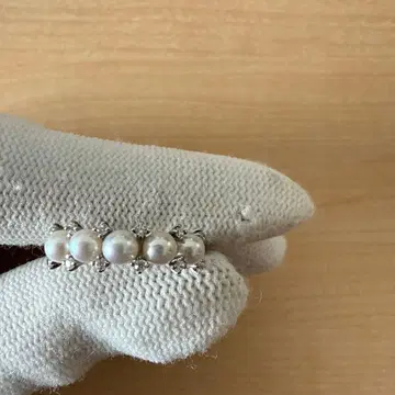 진주 반지 5개의 진주 디자인