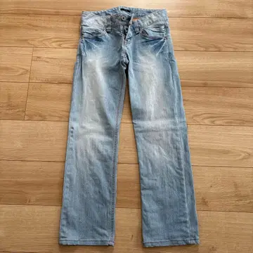 [ 컨디션 최상 ] 일본제 라이트 블루 스트레이트 데님 팬츠