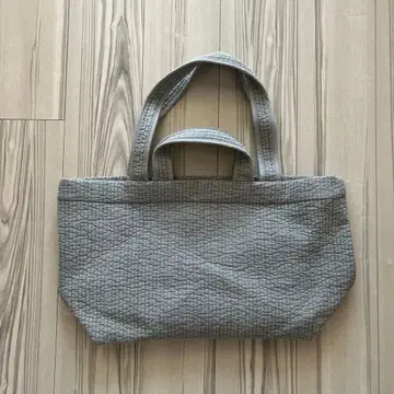 새상품 한국 누비백 라이트 그레이 마더백 피온눈날 가든