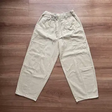 프릭스스토어 코듀로이 벌룬 팬츠 미사용 새상품 택 포함