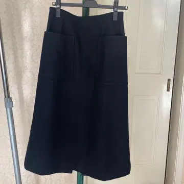 Spick &span 네이비 타이트 스커트 슬릿 포함 38 사이즈