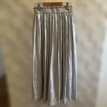 SLOBE IENA 실버 새틴 롱 플리츠 스커트