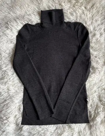 폭시 그레이스 울 터틀넥 컨디션 최상 38 그레이