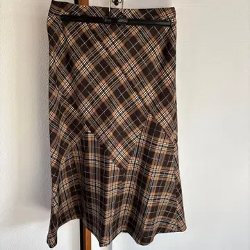 체크 무늬 A라인 스커트 허리 80cm