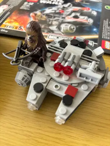 LEGO 스타 워즈 75193 밀레니엄 팔콘 마이크로파이터