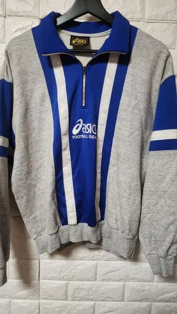 레어 asics 풋볼 트레이닝복 (사이즈 M)