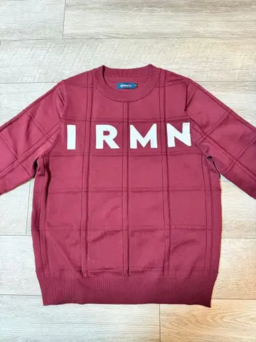 IRMN 버건디 긴팔 스웨터