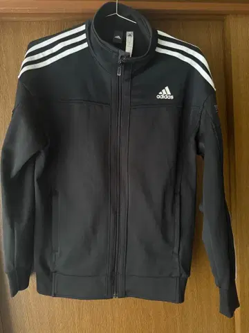 adidas 블랙 저지 M 사이즈