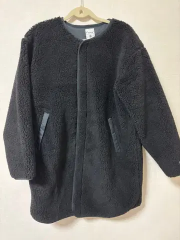 택없는 새상품 ORCIVAL 오르치발 보아 코트 블랙 1