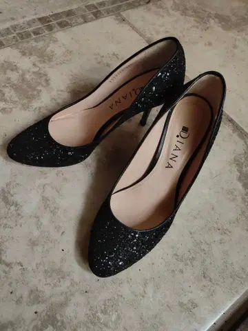 DIANA 블랙 글리터 펌프스 23.5cm