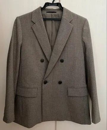 유니클로 더블 자켓 브라운