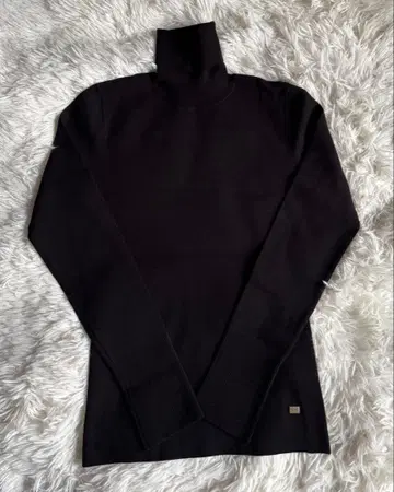 폭시 NY 터틀넥 새상품급 40 블랙