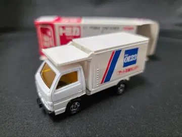 토미카 빨간 상자 32 이스즈 엘프 이사 트럭 (일본제)