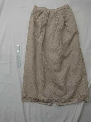 &바빌론 레이스 스커트 베이지 계열 사이즈 38 여성용