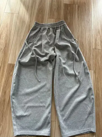 HAILEE curvy sweat pants